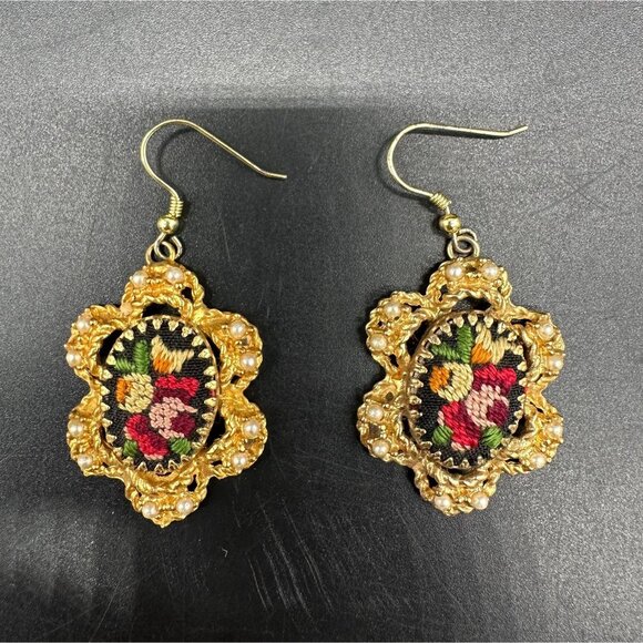 Vintage Dangle Earrings Hobe Embroidered Floral Gold Tone Faux Pearls Flowers - Picture 2 of 9